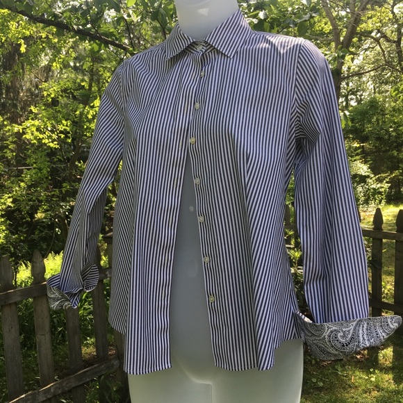 Talbots Tops - 🌸TALBOTS🌸 grey and white button down collar